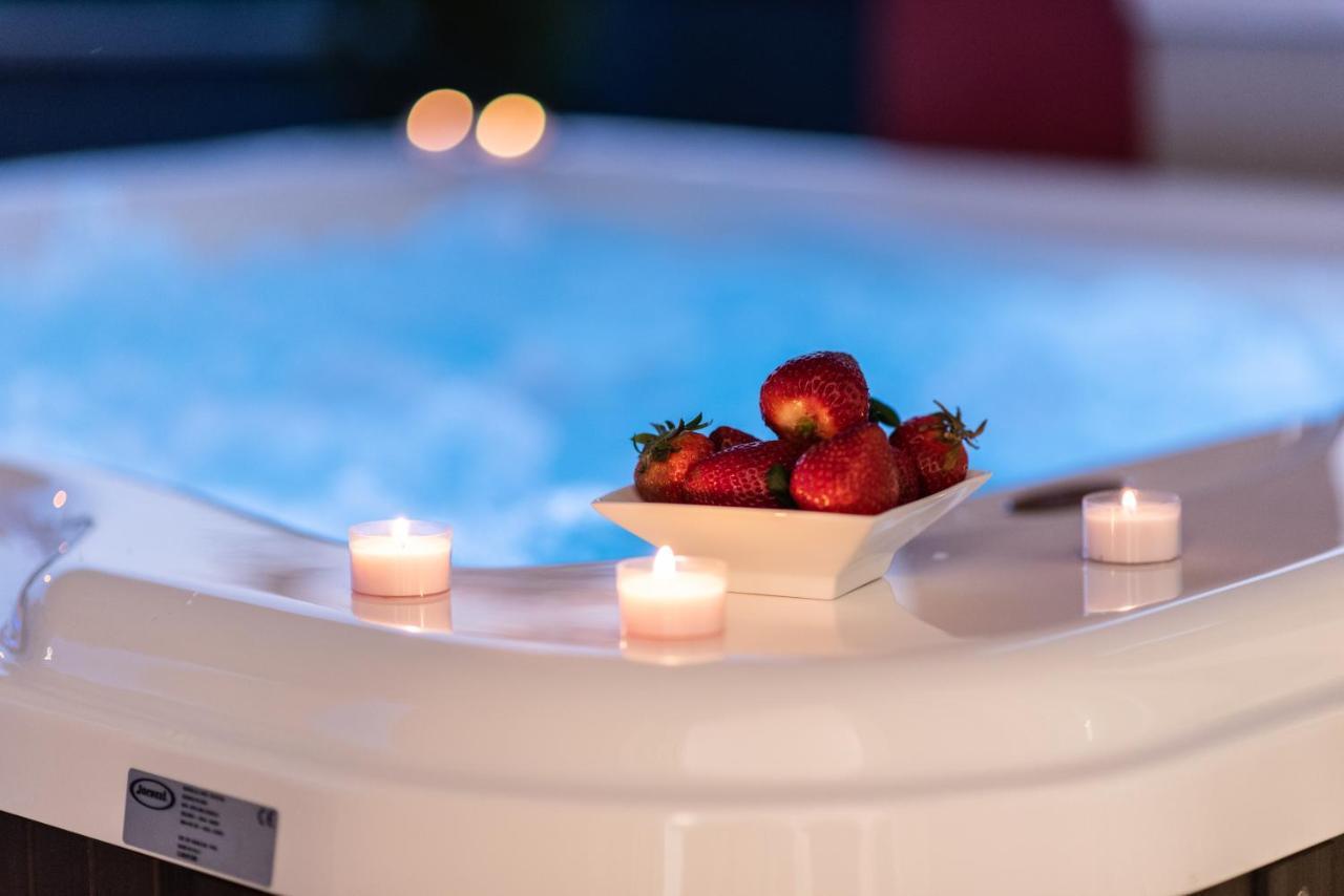 Salvia Apartment With Private Jacuzzi سبليت المظهر الخارجي الصورة